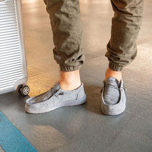 Reef Cushion Coast Size 7 Oatmeal NWT in Box - Picture 2 of 14